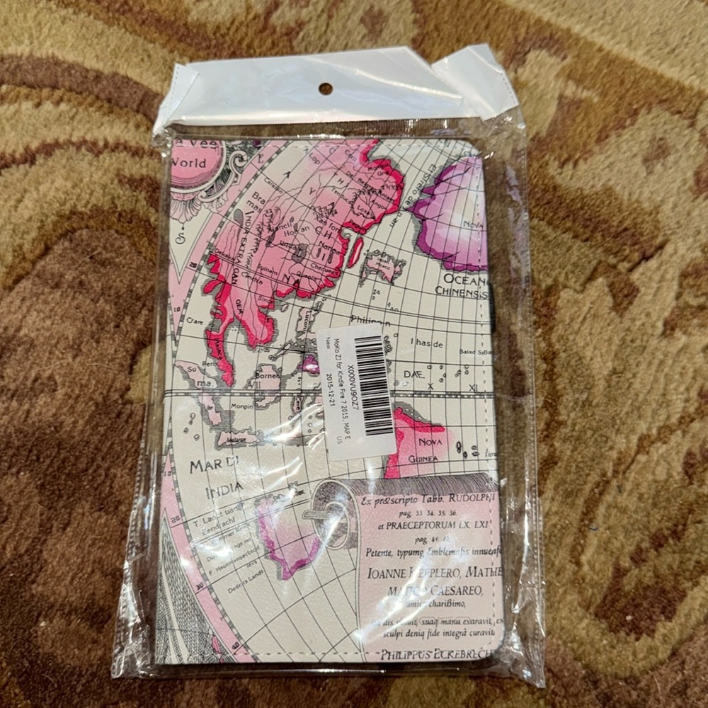 NWT Kindle Fire 7 World Map Case